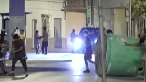 Imagem: Extremistas atacam imigrantes em Torre Pacheco na Espanha