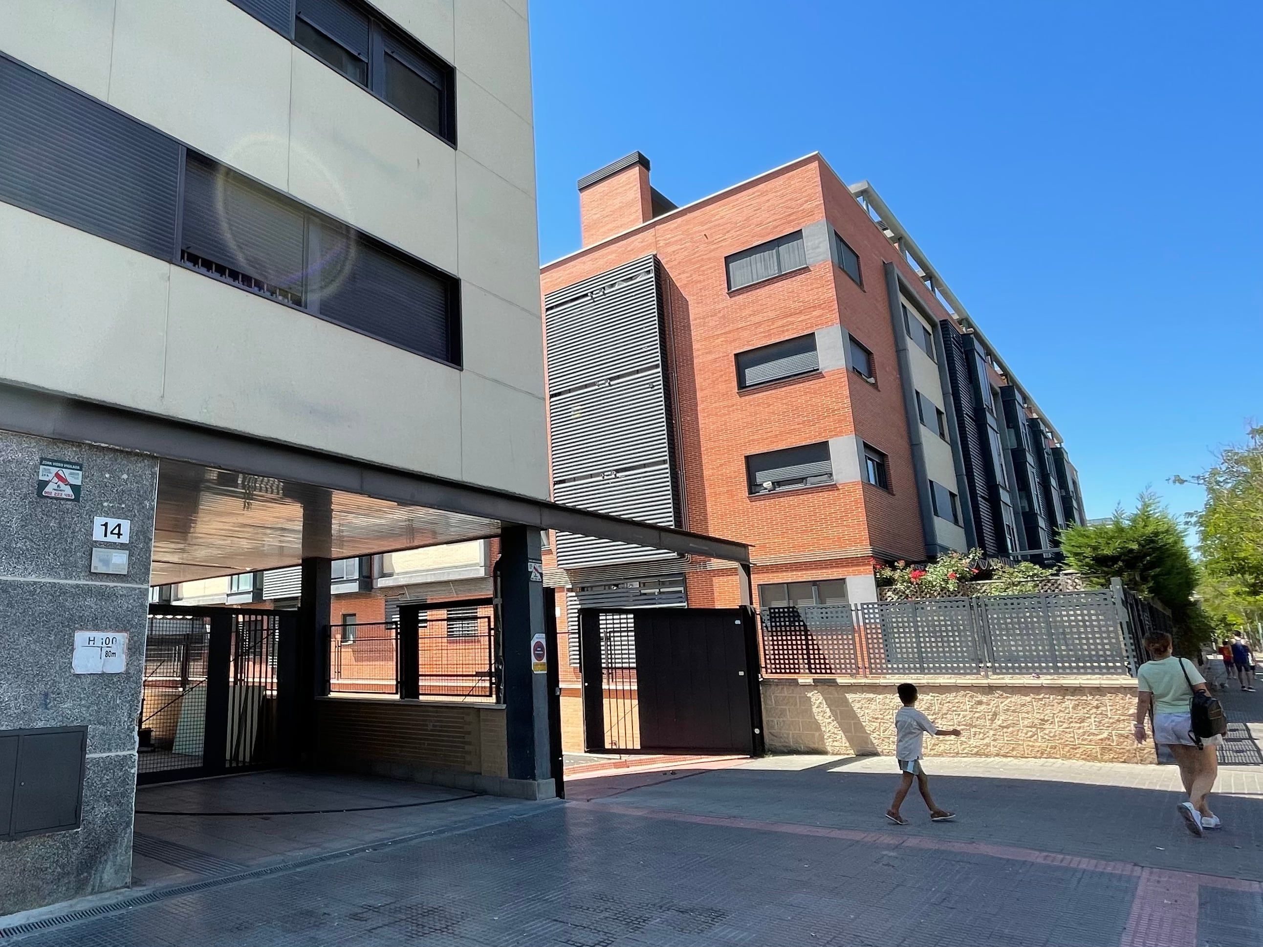 Desahucio em Torrejón Revela Conflitos em Comunidades Habitacionais