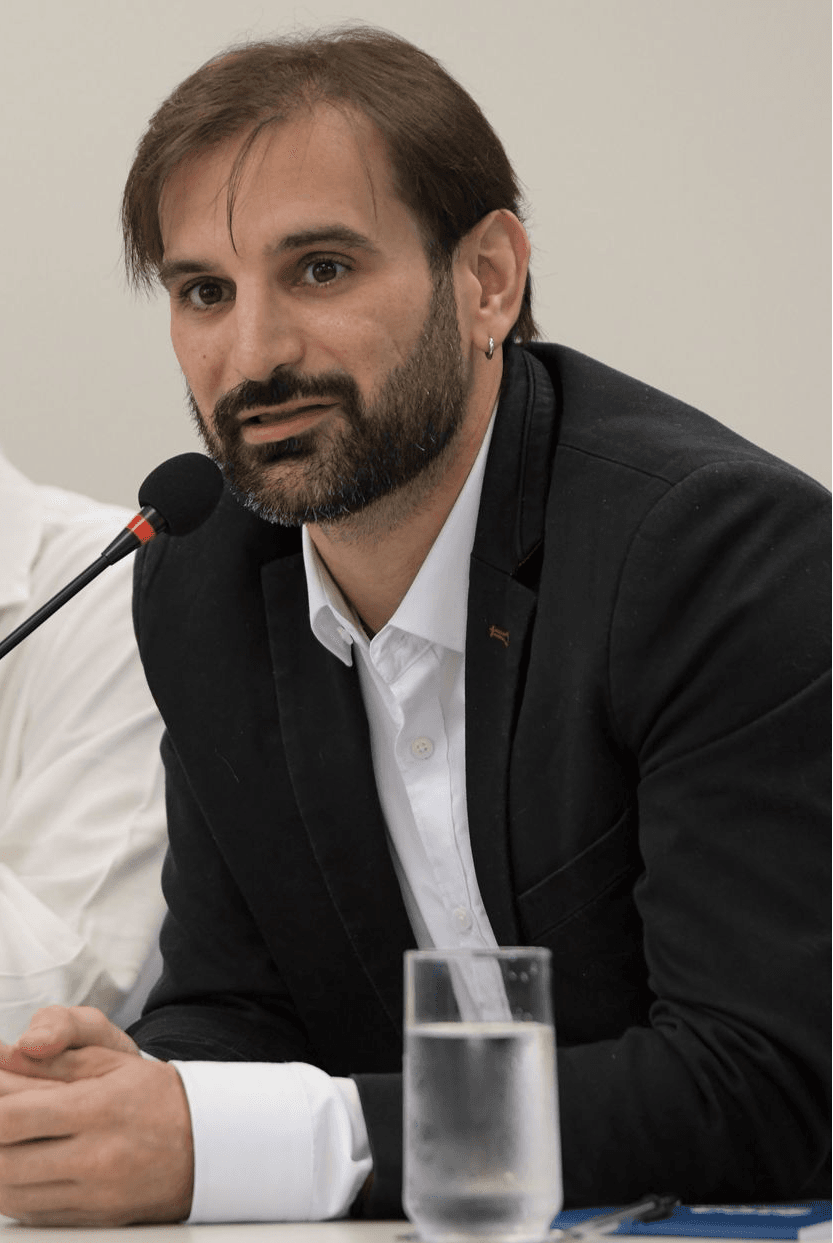 Guilherme Lopes Economista.png