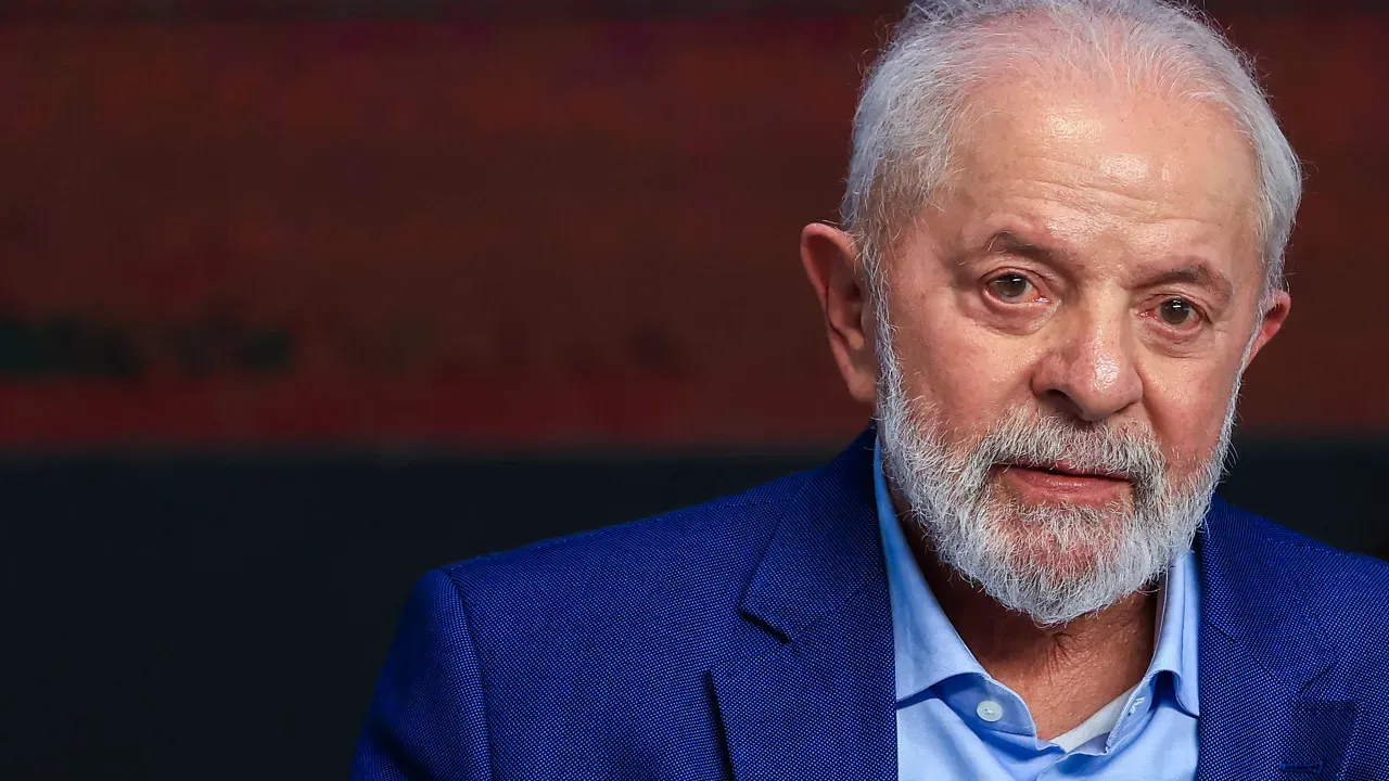 Lula busca diálogo com empresários após tarifa de Trump