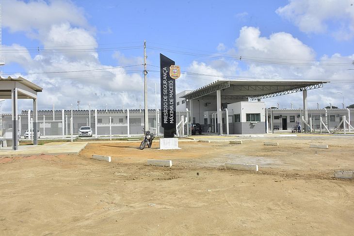 Polícia abre inquérito para investigar morte de reeducando estrangulado por colega de cela