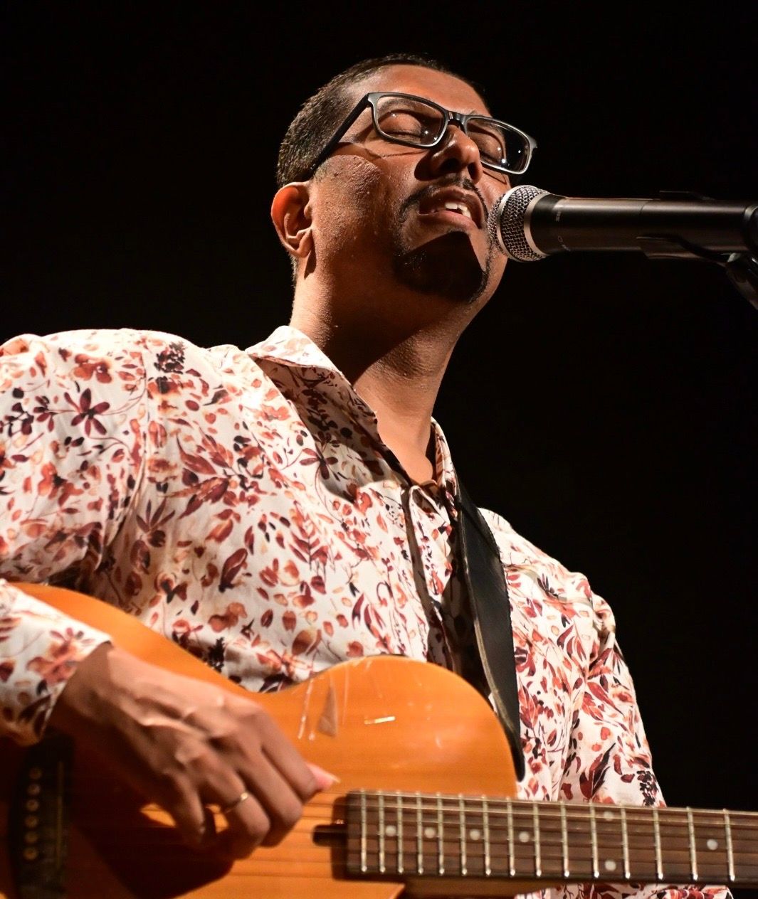 Peninha se apresenta no Projeto Seis & Meia em setembro