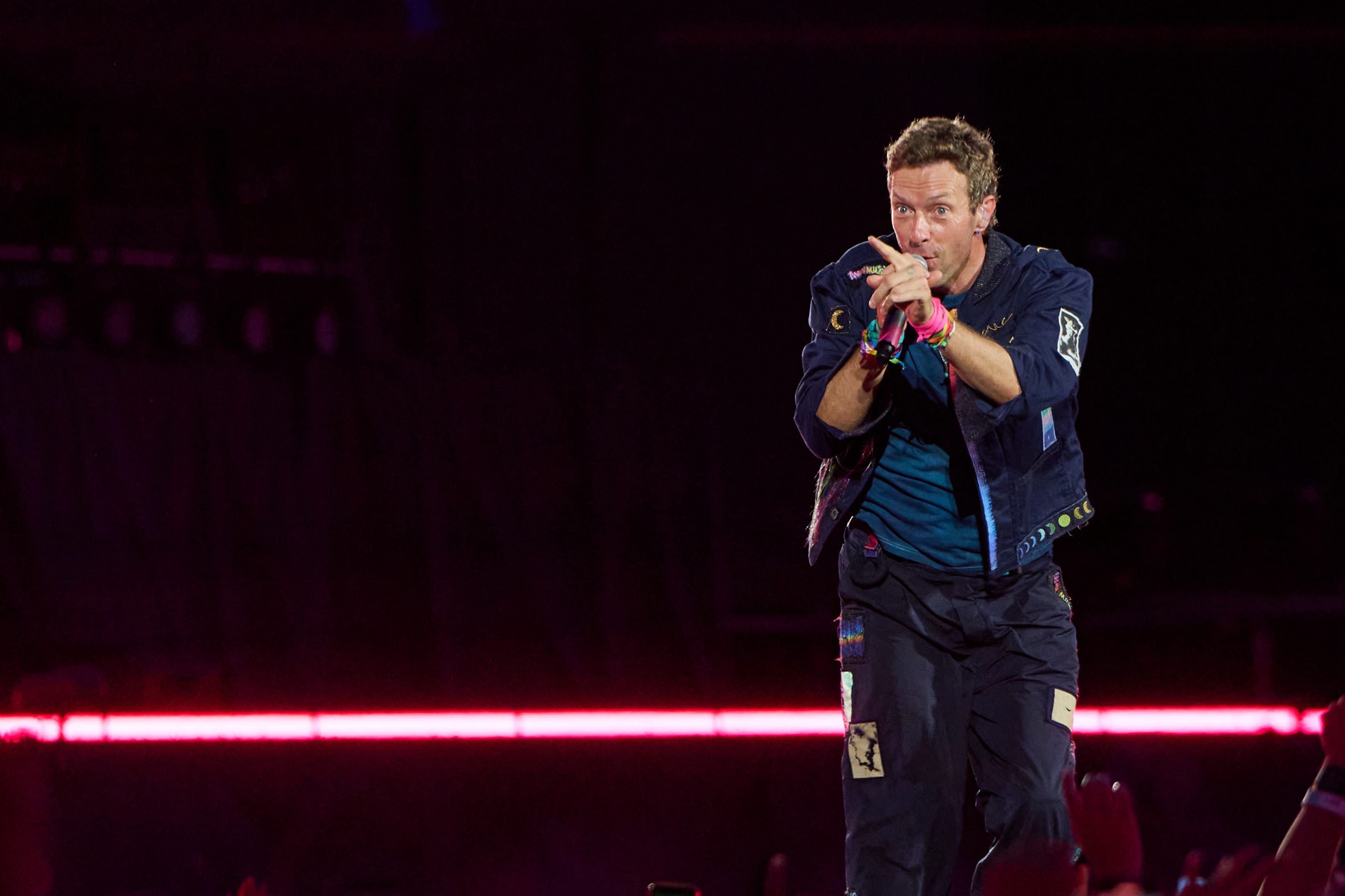Polêmica do Kiss Cam do Coldplay Agita Redes Sociais
