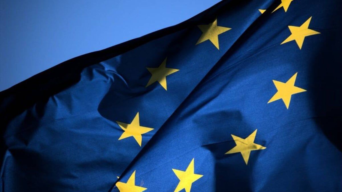 Chefe da UE evita retaliação a tarifas dos EUA por acordo