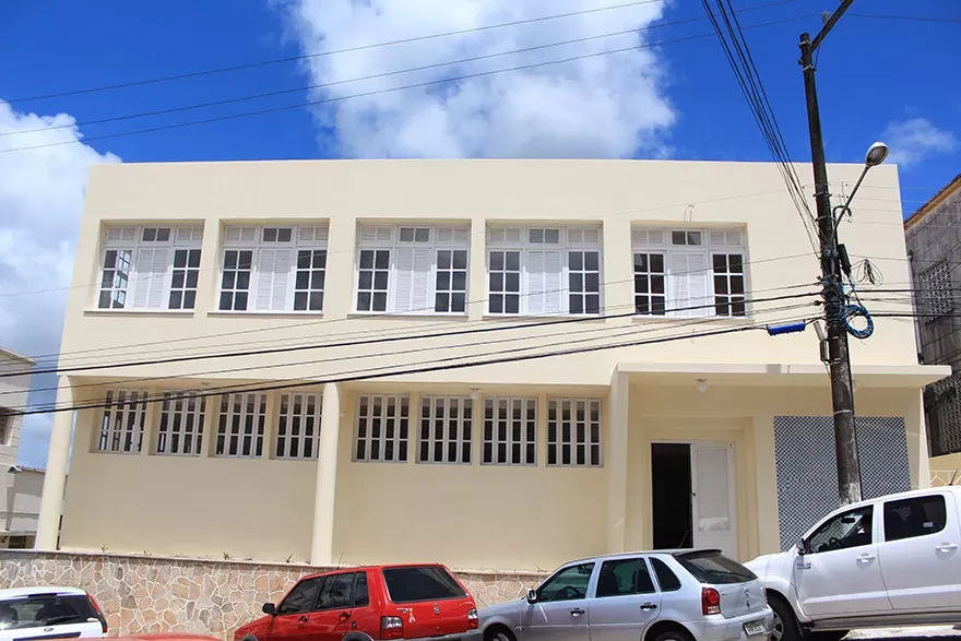 biblioteca-penedo-centro.webp